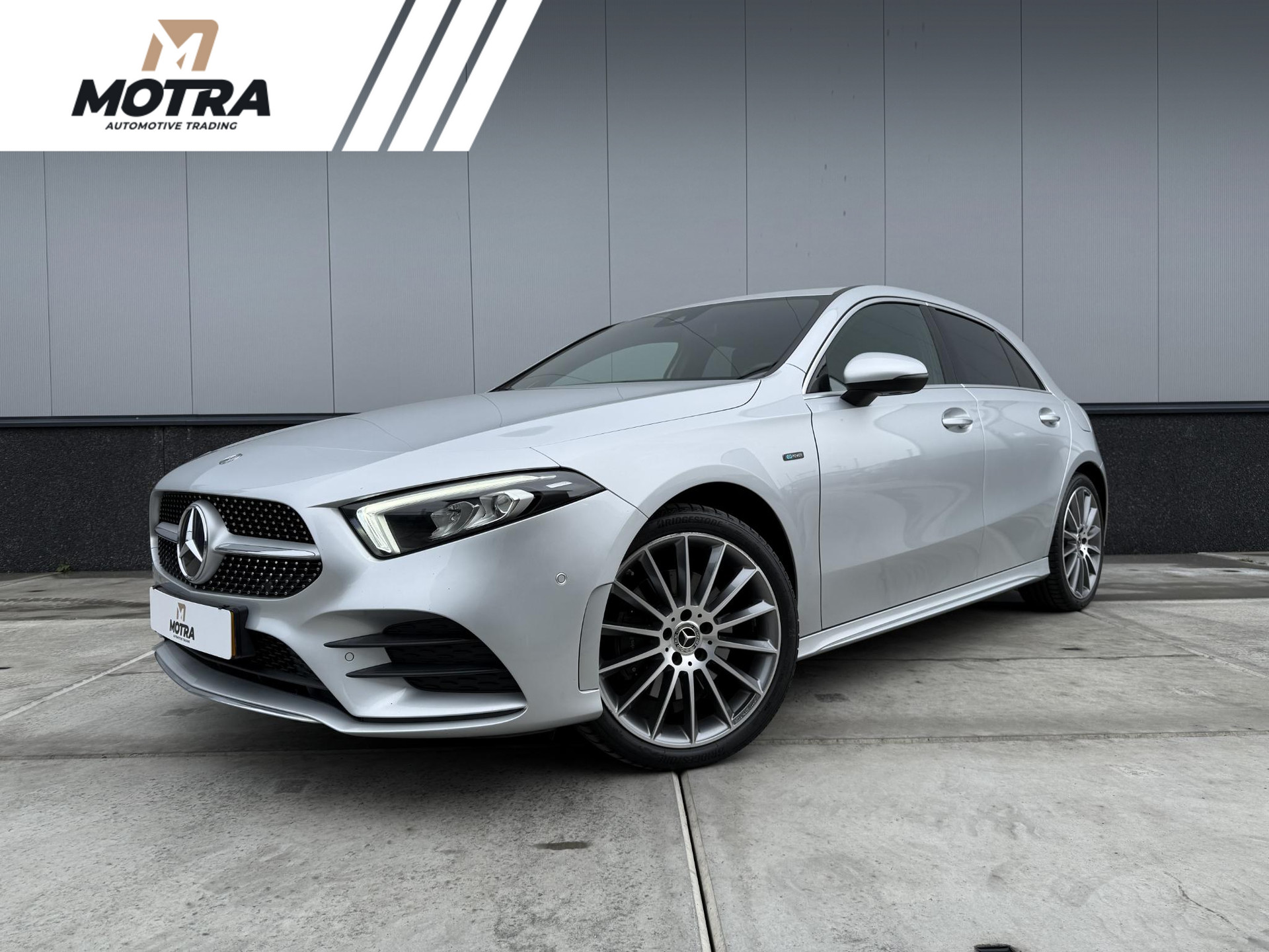 Mercedes-Benz A-Klasse 250 e Business Solution AMG Limited 46698840-0.jpg | Motra.nl