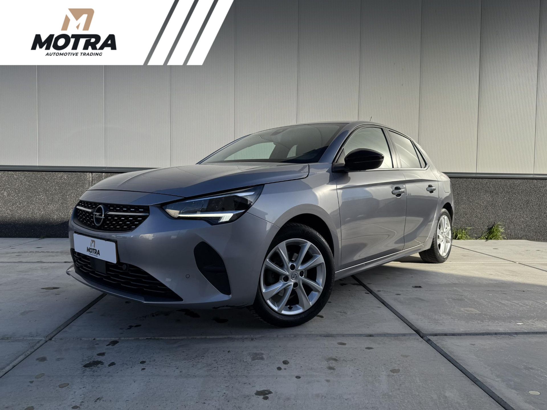 Opel Corsa 1.2 Edition 48677613-0.jpg | Motra.nl