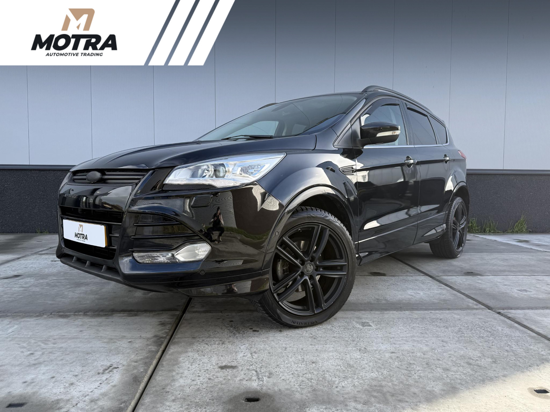 Ford Kuga 1.5 Titanium Plus 48677849-0.jpg | Motra.nl
