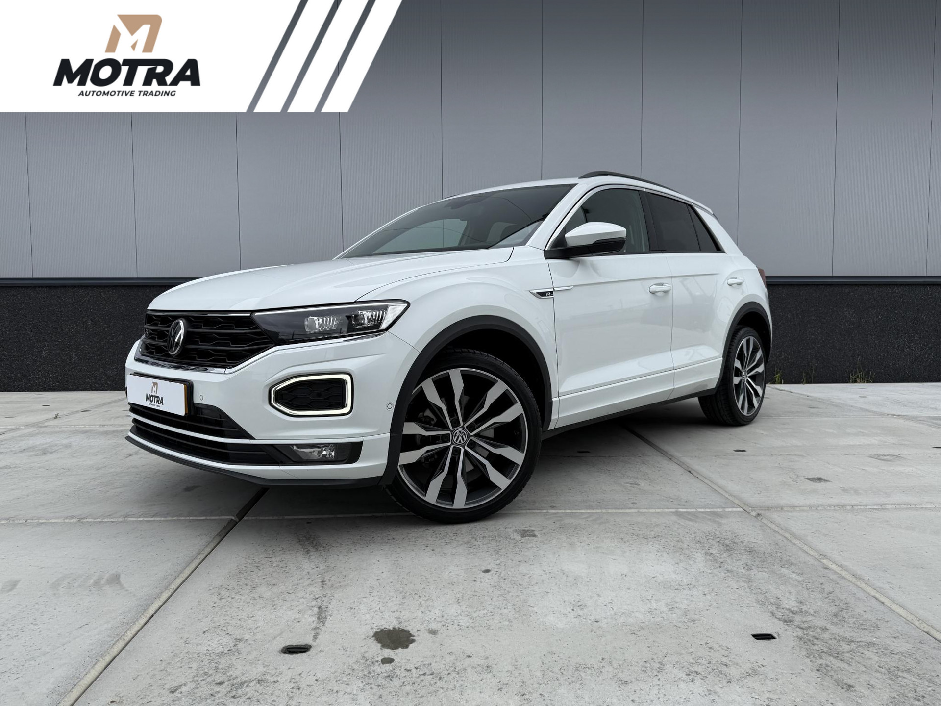 Volkswagen T-Roc 1.5 TSI Sport Business R-Line 47472298-0.jpg | Motra.nl