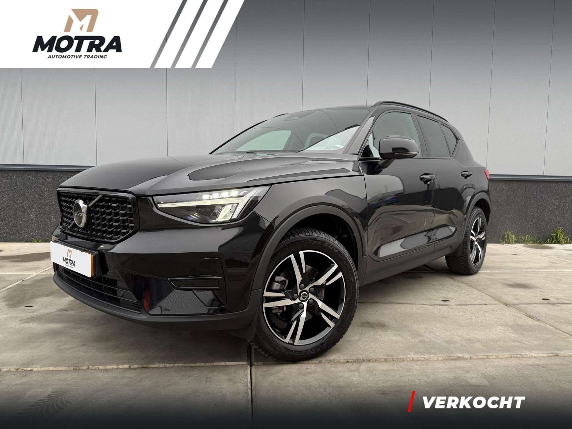 Volvo XC40 2.0 B3 Plus Dark 50195034-0.jpg | Motra.nl